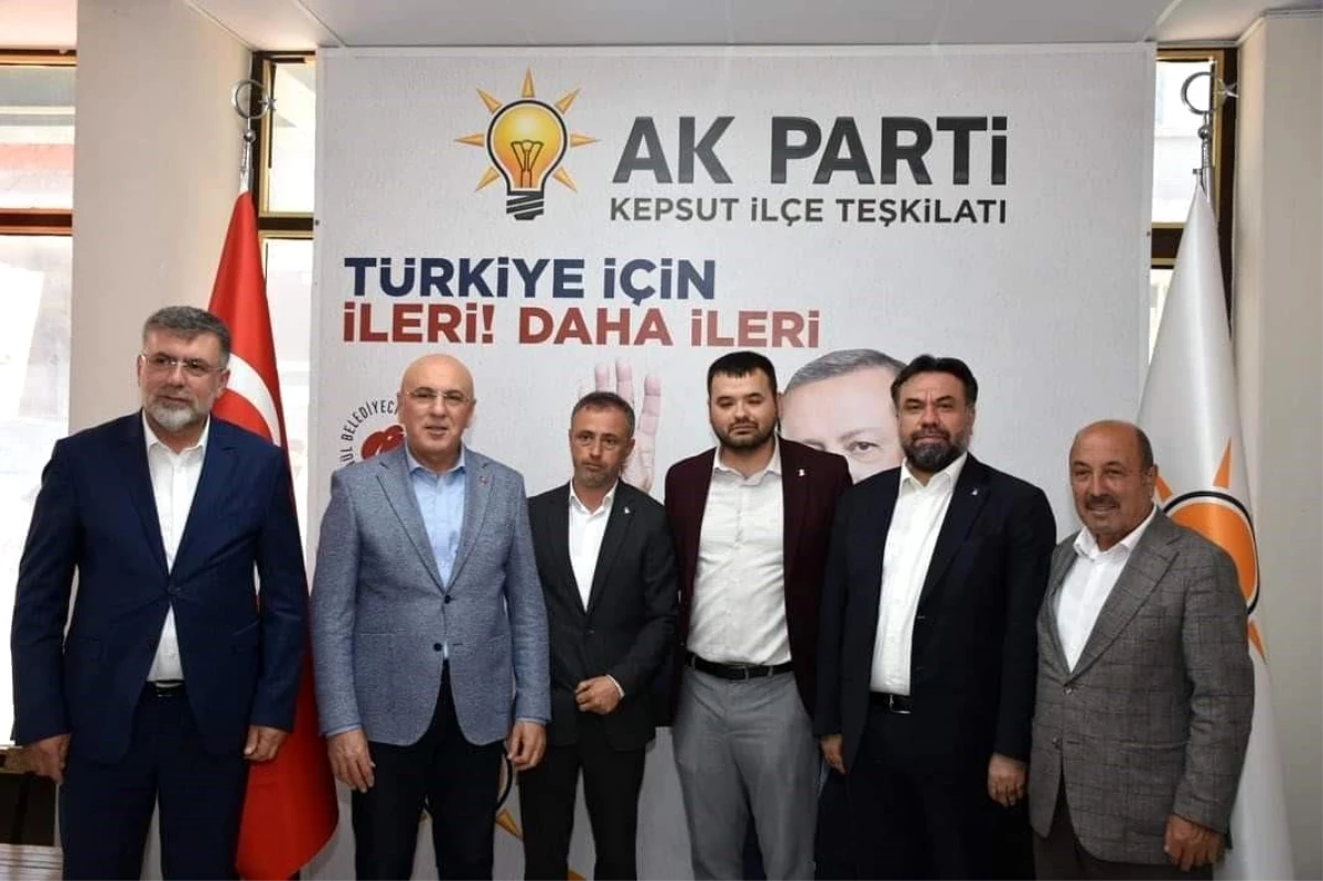 iyi-parti-balikesirden-istifa-eden-iki-isim-ak-partiye-katildi-hgUx3d6a.jpg