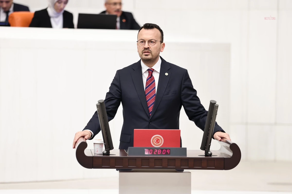 CHP Denizli Milletvekili Şeref Arpacı, Merkez Bankası’nın faiz kararı öncesi kamu bankalarının dolar topladığı iddialarını Meclis gündemine taşıdı