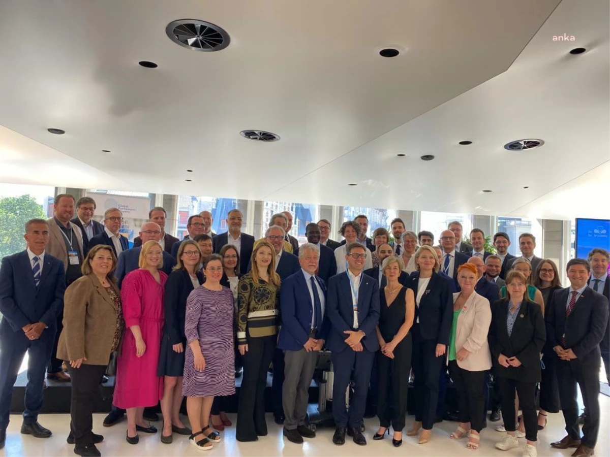 odunpazari-belediye-baskani-kazim-kurt-eurocitiesin-brukselde-duzenledigi-2023-bruksel-kent-zirvesine-katildi-zpPNsqmf.jpg