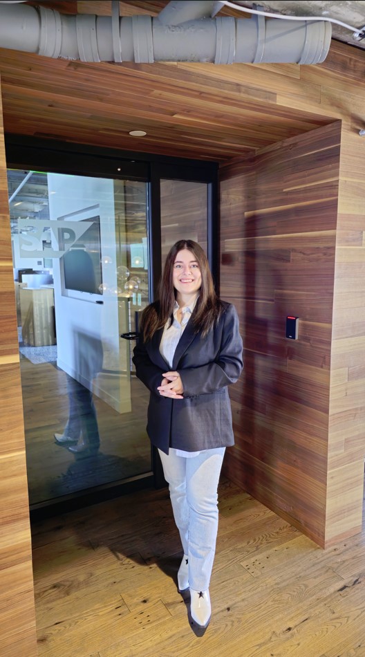 CONSULTİNG & SOLUTİONS LLC…TUĞBA İPER ANLATIYOR…