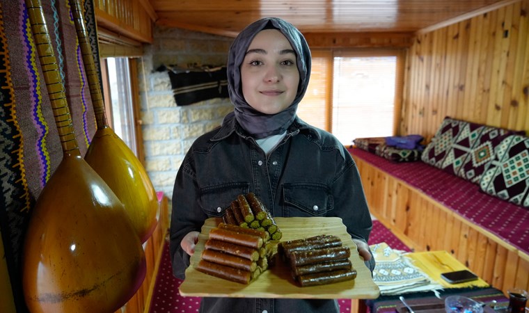 “Dubai Çikolatası Yerine ‘Dubai Pestili’: Gümüşhane’nin Yöresel Lezzeti Büyük İlgi Gördü”