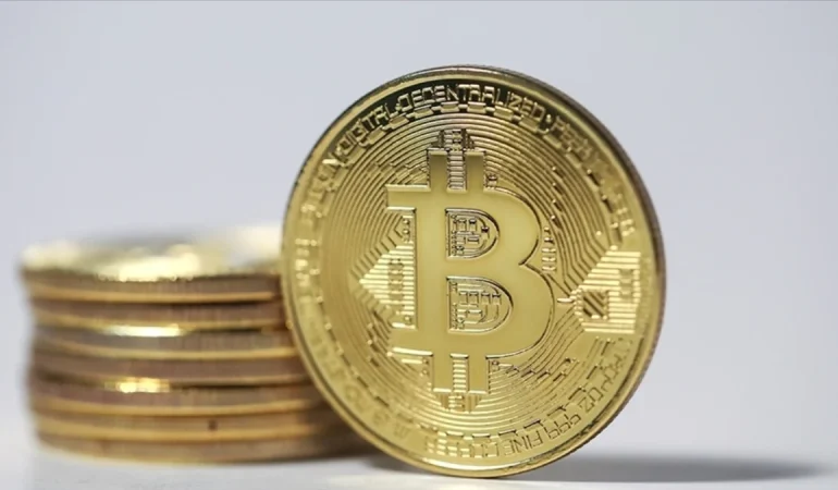 Bitcoin Tarihi Zirvede, Altın ve Dövizde Hafif Yükseliş: 16 Aralık 2024 Piyasa Raporu