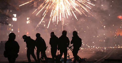 GÜRCİSTAN’DA AB KARŞITI KARAR PROTESTOLARI ŞİDDETLENİYOR