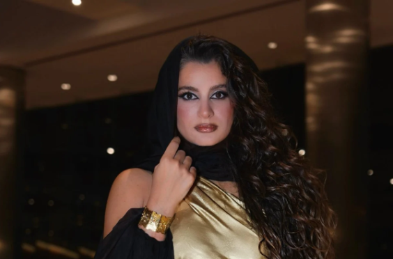 DOĞUM İÇİN GÜN SAYIYOR! ŞARKICI ATIYE, 3. BEBEĞİNE İSİM BULDU