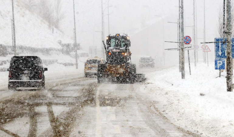 MGM’den 10 İl İçin Kar Yağışı Uyarısı: İstanbul ve Ankara’da Sağanak Yağış Alarmı