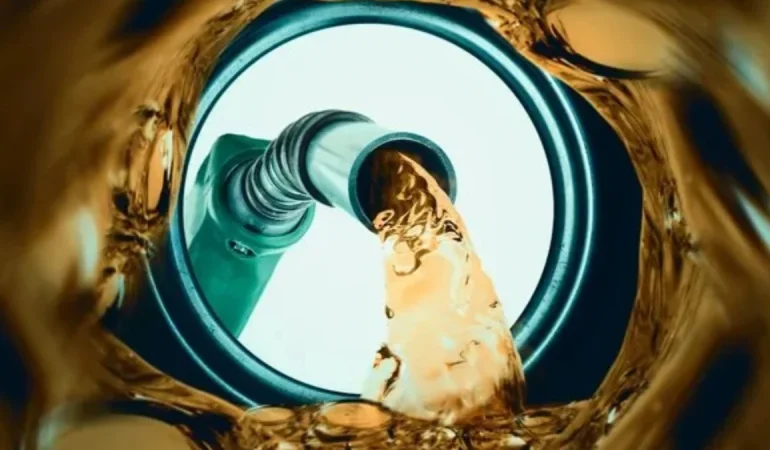 Benzine ve Motorine Yeni Zam Yolda: Araç Sahiplerini Üzen Gelişme