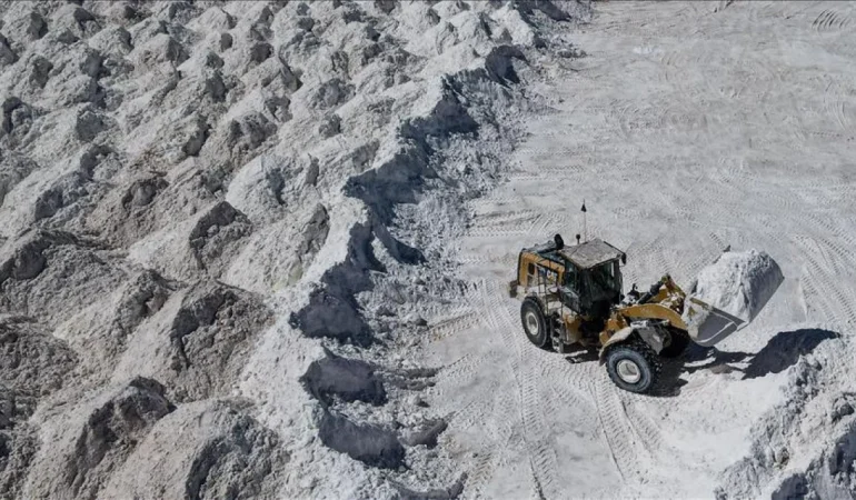 TRUMP’IN TALEPLERİ SONRASI UKRAYNA MADENLERİ GÜNDEMDE!