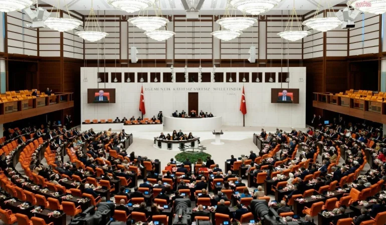 TÜRKİYE ADALET AKADEMİSİ KANUNU TEKLİFİ TBMM’DE KABUL EDİLDİ