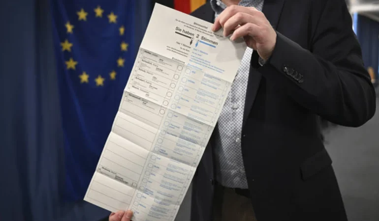 ALMANYA’DA 19 TÜRK KÖKENLİ ADAY MİLLETVEKİLİ SEÇİLDİ