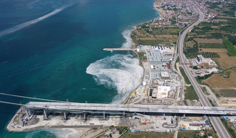 Çanakkale’de Müsilaj Engeli: Balıkçılar 1 Aydır Ağ Atamıyor