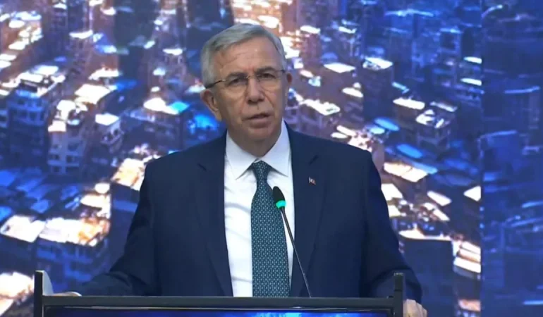 Mansur Yavaş, Ön Seçime Katılmayacağını Açıkladı