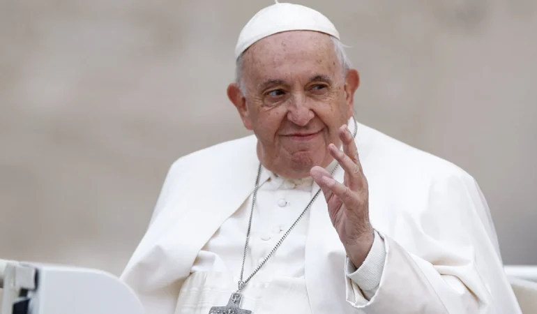 Vatikan’da Koltuk Savaşı Başladı: Papa Francis Ölüme Yaklaşıyor ve Yeni Papa Kim Olacak?