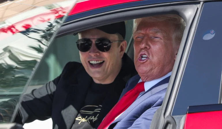 TRUMP’TAN ELON MUSK’A SÜRPRİZ DESTEK: “TESLA SATIN ALACAĞIM, ÇÜNKÜ HAKSIZLIK YAPILDI!”
