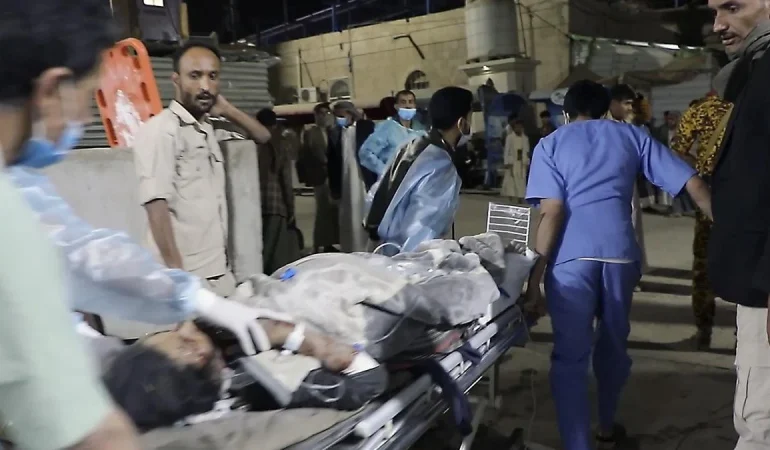 YEMEN’DEKİ SALDIRILARIN BİLANÇOSU AĞRIYOR: 53 ÖLÜ, 98 YARALI