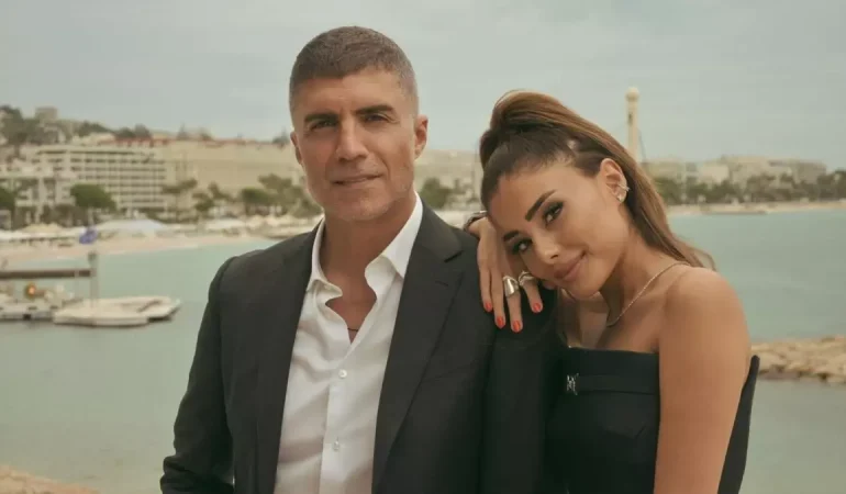 ÖZCAN DENİZ VE EŞİ SAMSAR DADGAR, DEPREM KORKUSUYLA GECEYİ ÇADIRDA GEÇİRDİ