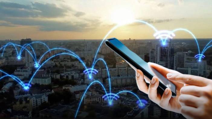 TÜRKİYE’DE 80,7 MİLYON KİŞİ CEP TELEFONU KULLANIYOR: BAKAN’DAN AÇIKLAMA