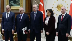 CUMHURBAŞKANI ERDOĞAN, DEM PARTİ HEYETİNİ KABUL ETTİ