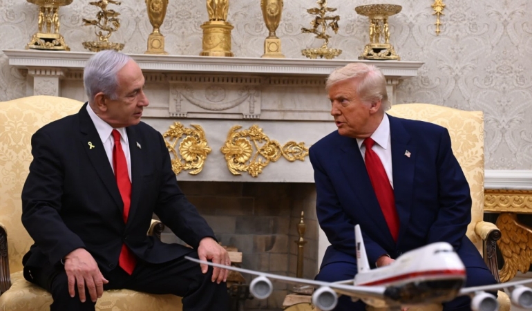 TRUMP, ERDOĞAN’I NETANYAHU’NUN GÖZÜ ÖNÜNDE ÖVDÜ: DÜNYA BASINI ŞAŞKIN