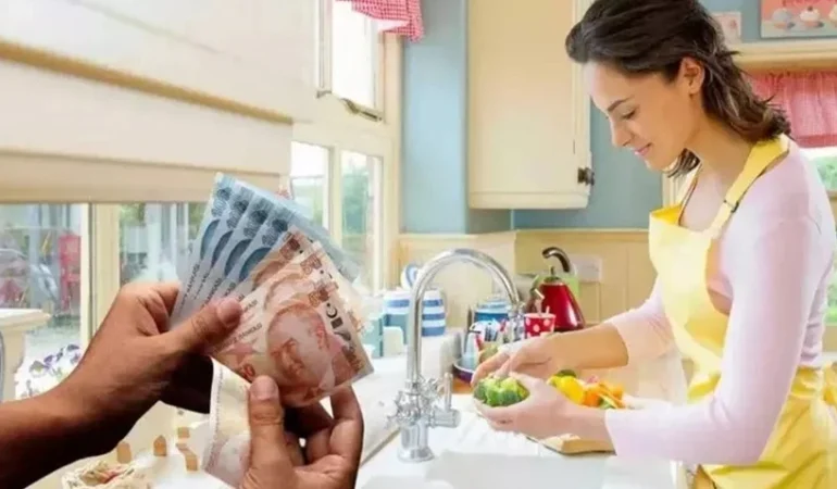 500 BİN TL’YE KADAR DEVLET DESTEĞİ: EV HANIMLARINA SİGORTA YOLU AÇILIYOR