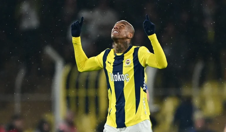 ANDERSON TALISCA’DAN İLK HAT-TRICK: FENERBAHÇE 4-1 KAZANDI!
