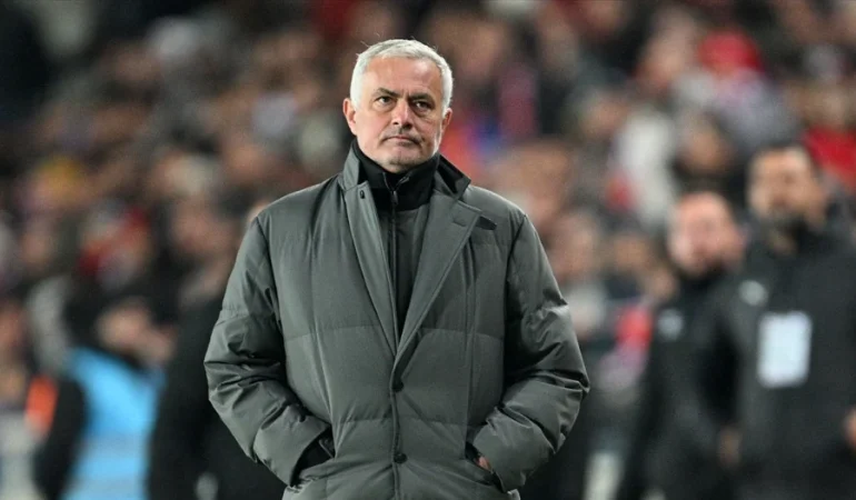 MOURINHO’DAN SİVASSPOR AÇIKLAMASI: “KÜMEDE KALIRLAR”