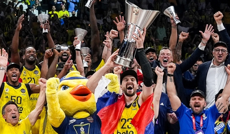 FENERBAHÇE BEKO AVRUPA ŞAMPİYONU OLDU!