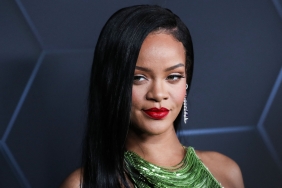 1540498-la-chanteuse-rihanna-le-11-fevrier-2022