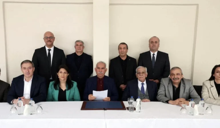 PKK SİLAH BIRAKIYOR