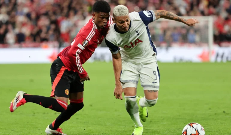 TOTTENHAM, UEFA AVRUPA LİGİ’NDE TARİH YAZDI