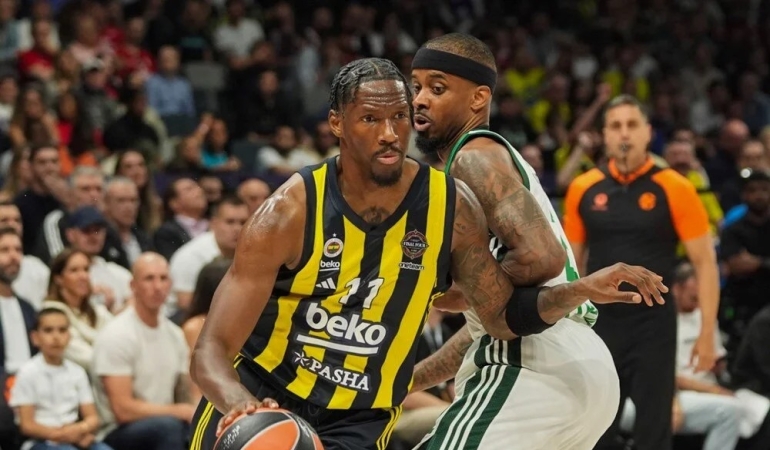 FENERBAHÇE BEKO FİNALDE! PANATHINAIKOS’U DEVİREREK EUROLEAGUE’DE TARİH YAZDI