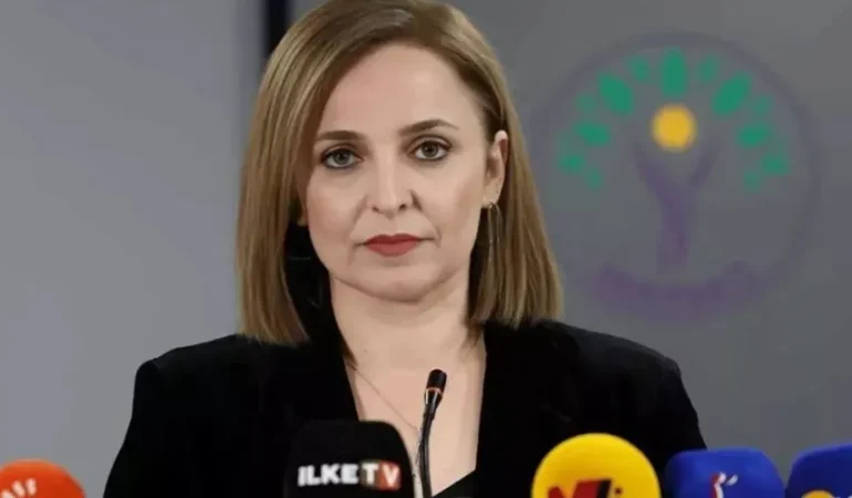 DEM PARTİ’DEN PKK’NIN FESİH KARARINA İLK YORUM