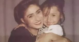 YILDIZ TİLBE’NİN KIZI SEZEN, SOSYAL MEDYADA GÜNDEM OLDU