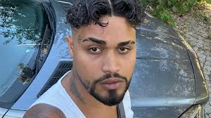 ÜNLÜ RAPÇİ LVBEL C5, TUTUKLULUKTAN SONRA SERBEST BIRAKILDI