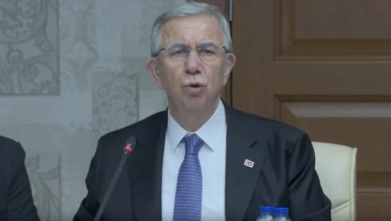 MANSUR YAVAŞ’TAN OPERASYON TEPKİSİ: “BU KİRLİ DÜZEN SADECE MUHALİFLERİ Mİ HEDEF ALACAK?”