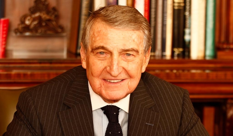 RAHMİ KOÇ ‘ŞEYTAN MARKA GİYER’ EVİNİN YENİ SAHİBİ ÇIKTI