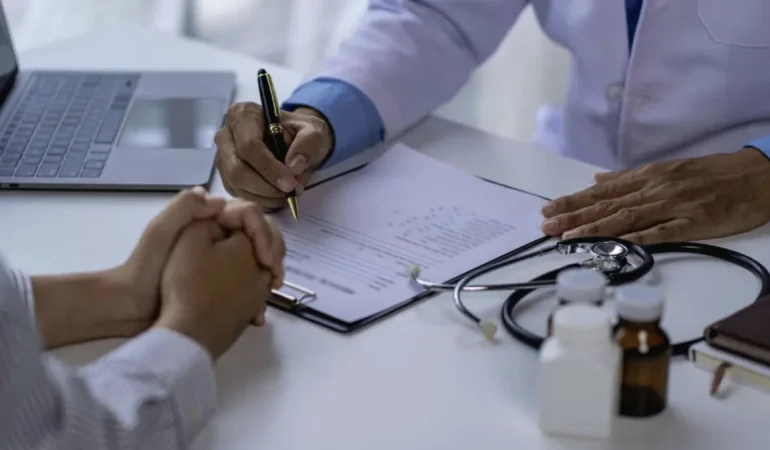 Aile Hekimlerine Müjde: Maaş Kesintisinde Yeni Düzenleme