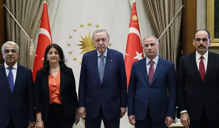 DEM Parti ile Erdoğan Arasında Terörsüz Türkiye Görüşmesi