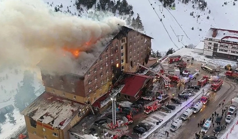 Kartalkaya Otel Yangını Davası Başladı: 32 Sanık Hakim Karşısında